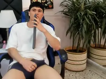 Chaturbate Live Sex of roan_birkin