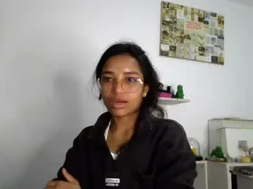 Chaturbate Sex Cam of alia_lombardi