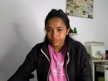 Chaturbate Free Live Porn of alia_lombardi