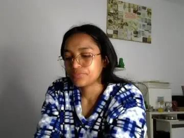 Chaturbate Nude Webcam of alia_lombardi