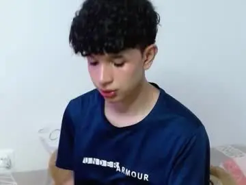 Chaturbate Live Sex Cam of cuddly_twinkie