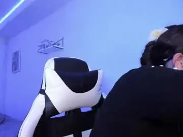 Chaturbate Sex Cam of ladybrown_16