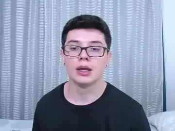 Chaturbate Watch Live Sex Cams of kevinhunts