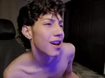 Chaturbate Watch Live Sex Cams of philipe_moonlight_