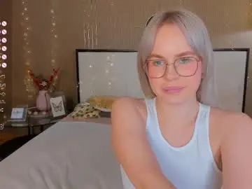 Chaturbate Adult Video Chat of bellatip