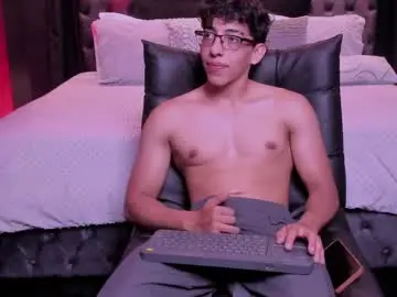 Chaturbate Adult Video Chat of heteros_men