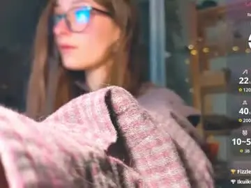 Chaturbate Watch Live Sex Cams of moonlight__lovers