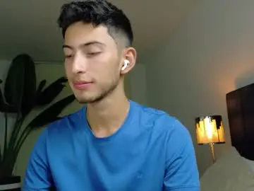 Chaturbate Adult Video Chat of ethan_skiny_