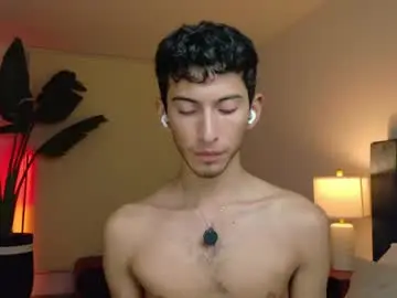 Chaturbate Live Porn of ethan_skiny_