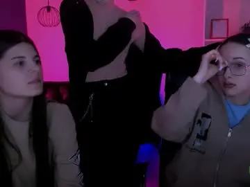 Chaturbate Sex Cam of lizzie_boom