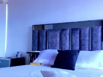 Chaturbate Free Porn Cam of santin_seans