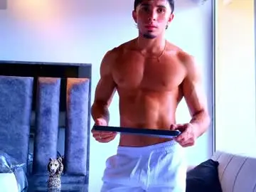 Chaturbate Free Porn Cam of santin_seans