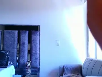 Chaturbate Live Sex Cam of santin_seans