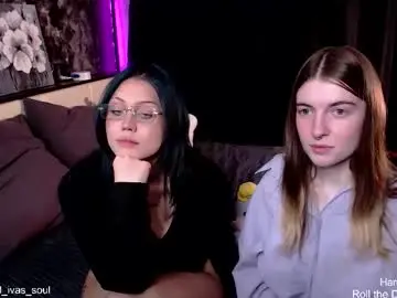 Chaturbate Sex Cam of threesomebabes