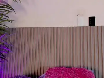 Chaturbate Live Sex Cam of adalina_rusel