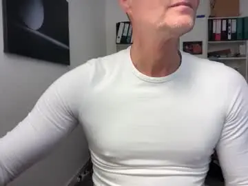 Chaturbate Watch Live Sex Cams of hankmoody6