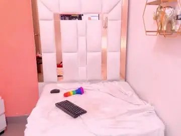 Chaturbate Watch Live Sex Cams of lia_antonella69