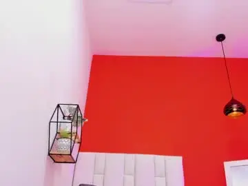 Chaturbate Free Porn Cam of lia_antonella69