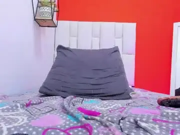 Chaturbate Free Porn Cam of lia_antonella69