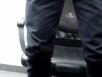 Chaturbate Live Sex Cam of officelush