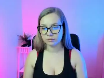 Chaturbate Nude Webcam of holly_bb95