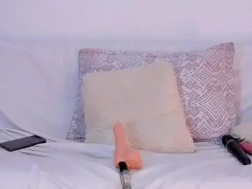 Chaturbate Live Porn of mara_clob