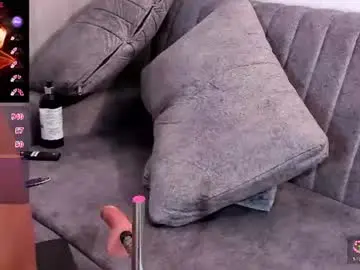 Chaturbate Best live sex cam show of tracysuggar
