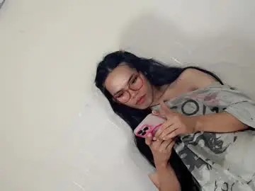 Chaturbate Live Sex Cam of the_horny_bella