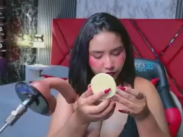 Chaturbate Free Porn Cam of whitneybrown_