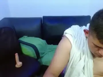 Chaturbate Free Live Porn of eric_and_alisson