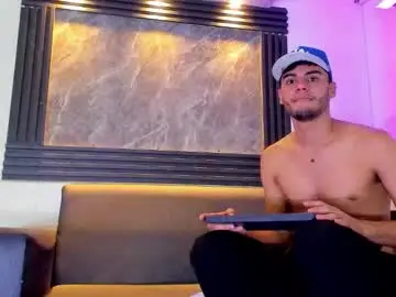 Chaturbate Best live sex cam show of liam_genner