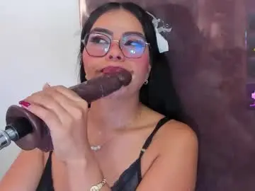 Chaturbate Live Sex Cam of pocahontas_lantina