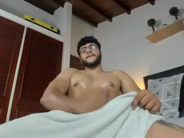 Chaturbate Free Live Porn of mike_foxxx_