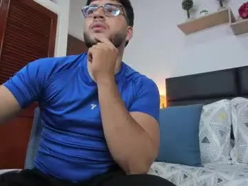 Chaturbate Live Sex of mike_foxxx_