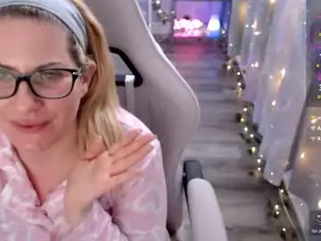 Chaturbate Watch Live Sex Cams of bellastar84