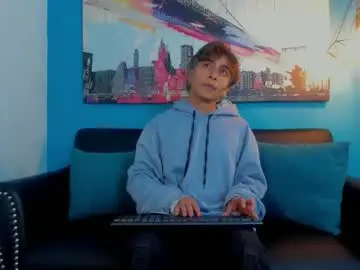 Chaturbate Live Sex Cam of black1_moon