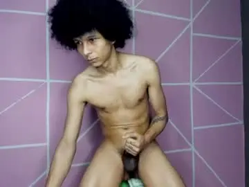Chaturbate Best live sex cam show of cardrey05