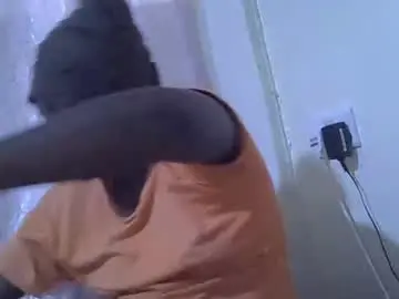 Chaturbate Nude Webcam of hot_raylah