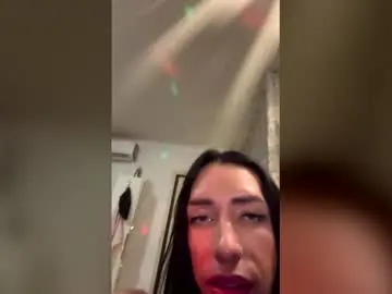 Chaturbate Sex Cam of kamkammckenzie