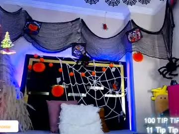 Chaturbate Best live sex cam show of moon_water__