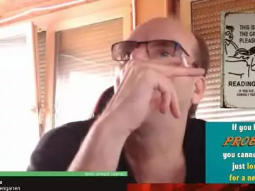 Chaturbate Sex Chat of r_2d2_