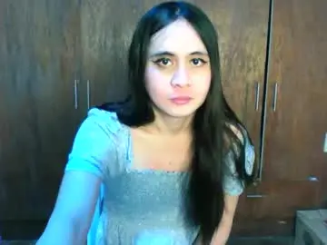 Chaturbate Live Sex Cam of claire19xxx