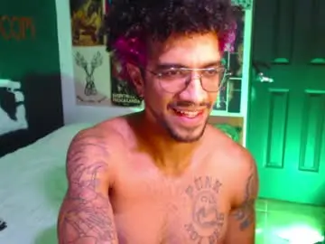 Chaturbate Free Live Porn of dostoyrodia_34