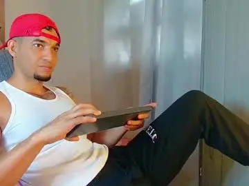 Chaturbate Best live sex cam show of fabi_calde