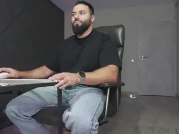 Chaturbate Watch Live Sex Cams of glennmasters