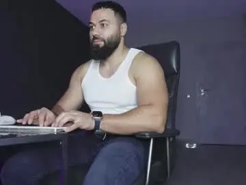 Chaturbate Free Porn Cam of glennmasters