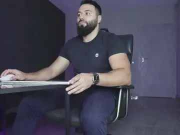 Chaturbate Free Porn Cam of glennmasters