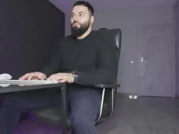 Chaturbate Free Live Porn of glennmasters