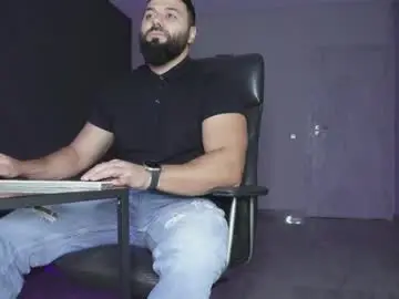 Chaturbate Live Porn of glennmasters