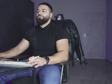 Chaturbate Free Porn Cam of glennmasters